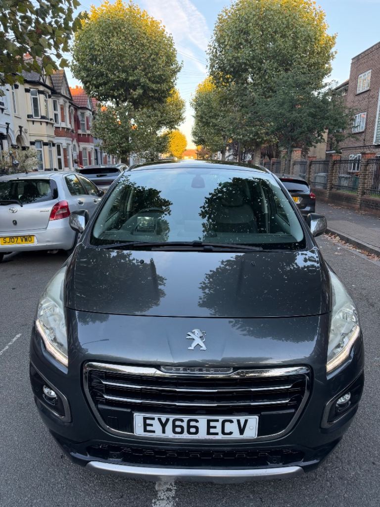 Peugeot, 3008, Hatchback, 2016, Semi-Auto, 1560 (cc), 5 doors