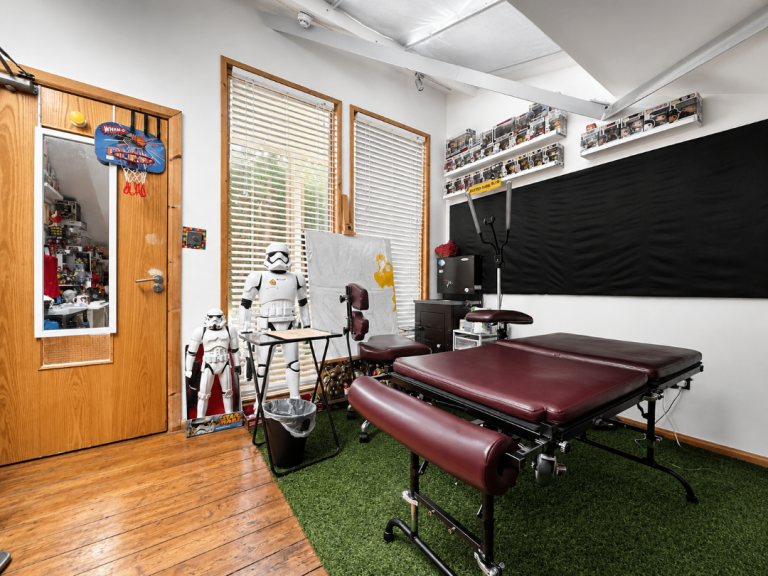 Beauty Room | Consultation Space | Creative Studio to Rent in Wimbledon, London SW19