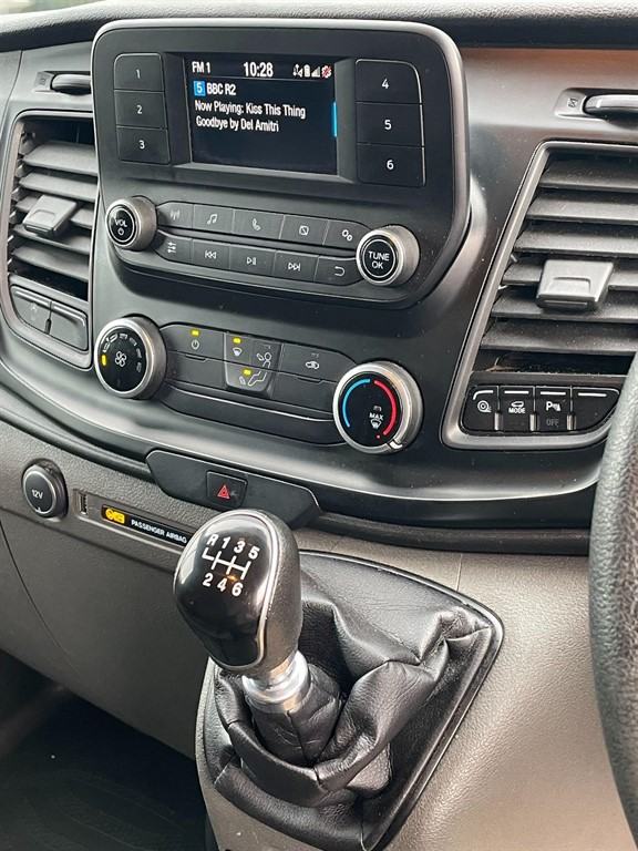 2020 Ford Transit Custom 2.0 300 EcoBlue Leader L2 H1 Euro 6 (s/s) 5dr Panel Van Diesel Manual
