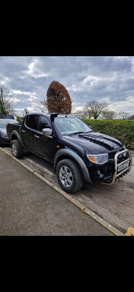 4x4 Mitsubishi, L200, Pick Up, 2006, Automatic, 2477 (cc)
