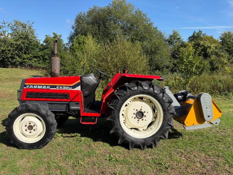 YANMAR FX32D 4WD Compact Tractor & New RAPTOR X 6FT Flail Mower
