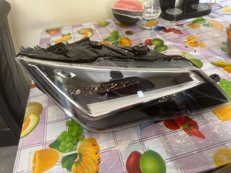 Seat Leon led headlight drl