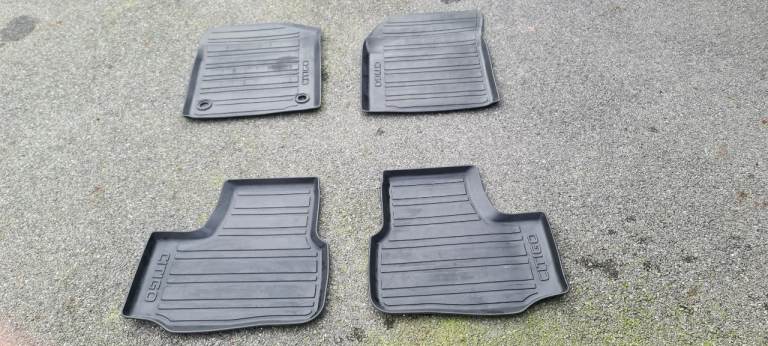 Skoda Citigo rubber mats