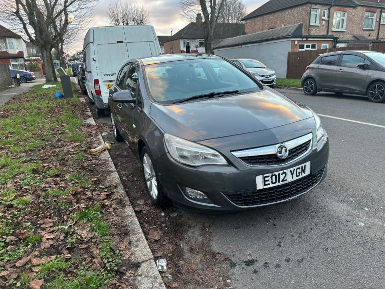 Vauxhall, ASTRA, Hatchback, 2012, Manual, 1598 (cc), 5 doors