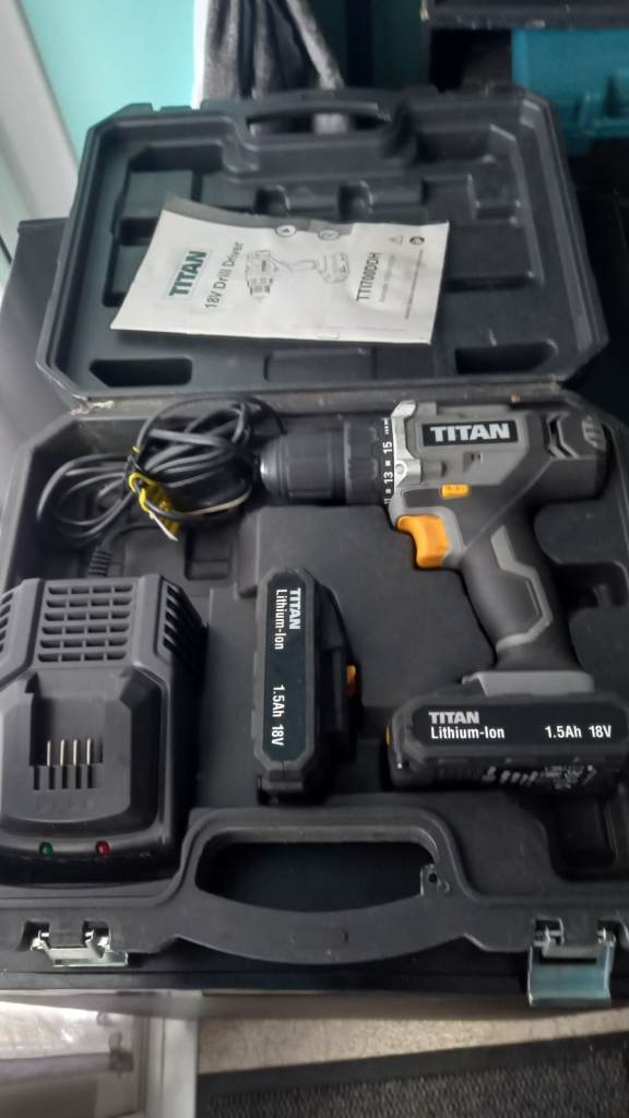 Titan 18V Cordless Drill with Battery and Charger – not working