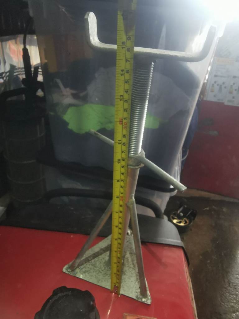 Static caravan stands 