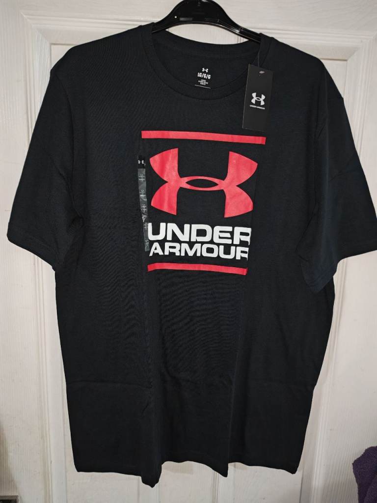 Under armour t-shirt large