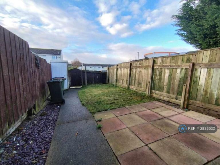 3 bedroom house in Bankfields Road, Middlesbrough, TS6 (3 bed) (#2833620)