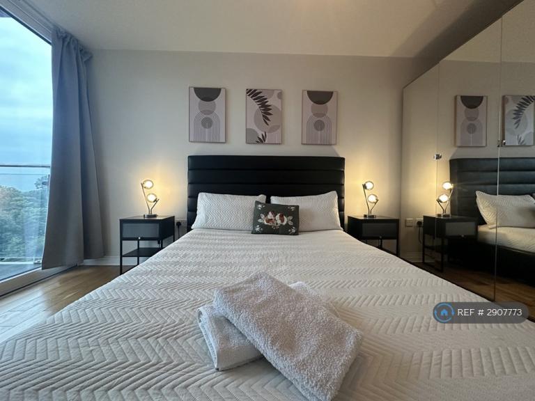 1 bedroom flat in Panorama Apartments, Uxbridge, UB8 (1 bed) (#2907773)