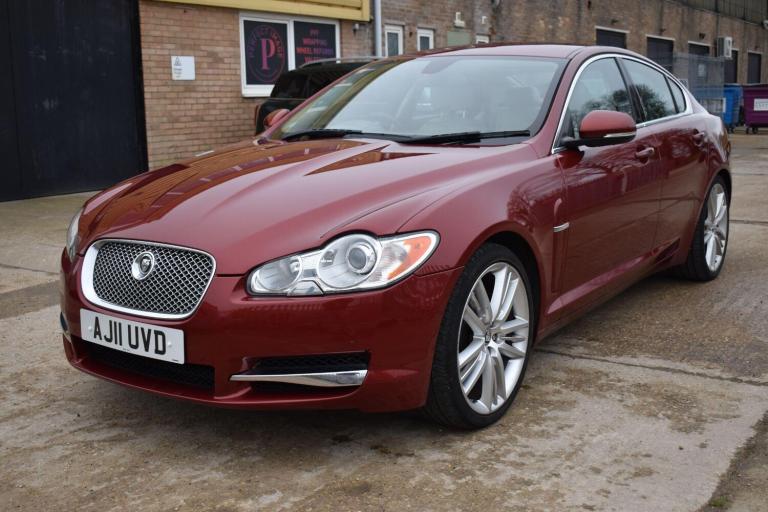 2011 Jaguar XF 3.0d V6 Portfolio 4dr Auto SALOON DIESEL Automatic