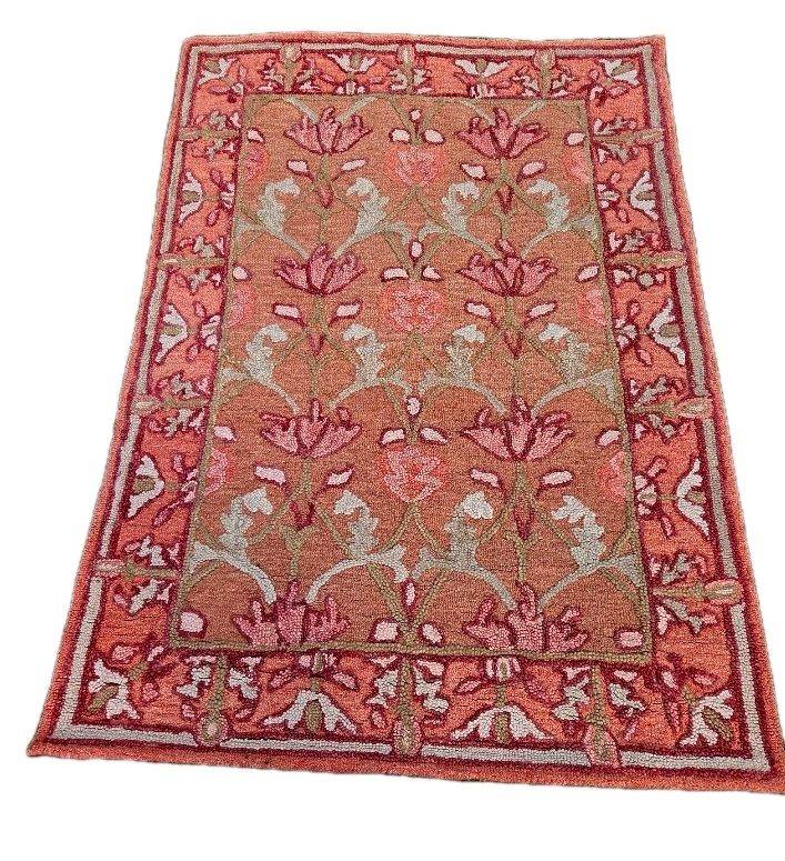 Rare Vintage Tufted Hooked Wool Floral Border Rug Made In India