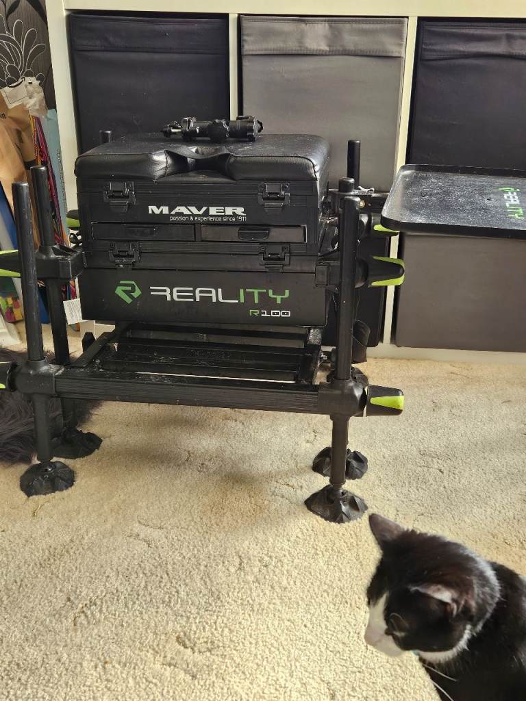 Maver fishing seat box 