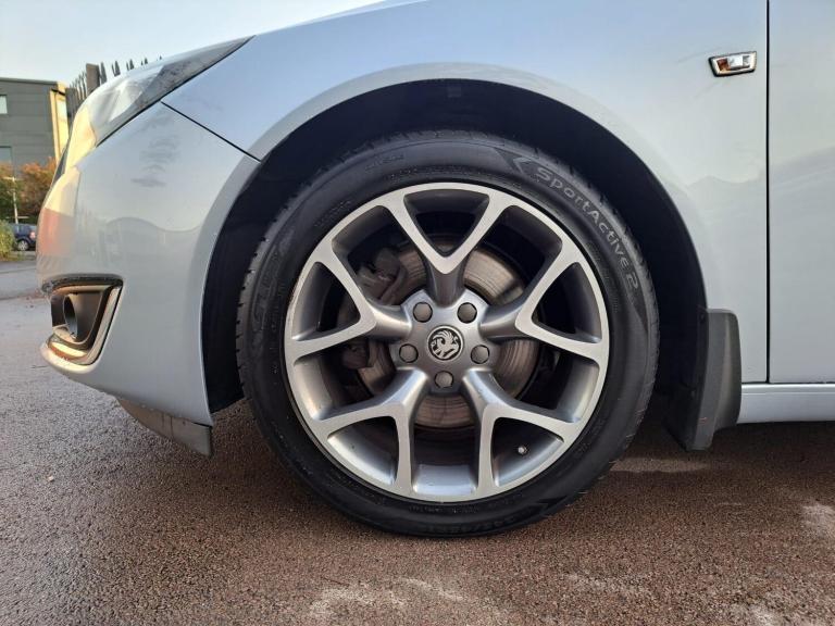 2014 Vauxhall Insignia 2.0 CDTi ecoFLEX Tech Line Sports Tourer Euro 5 (s/s) 5dr ESTATE Diesel Ma...