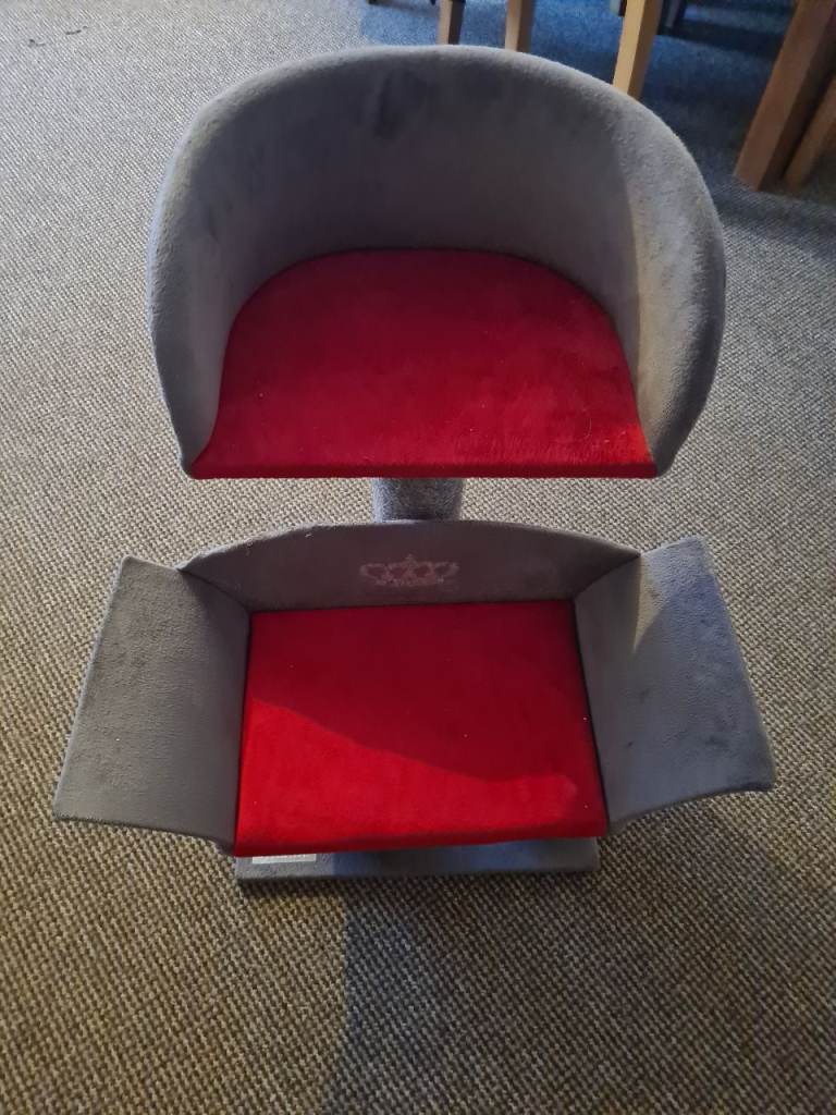 Cat tree and scrating post grey/red
