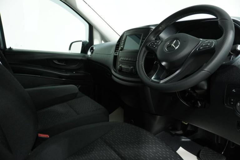 2021 Mercedes-Benz Vito 2.0 114 CDI Premium Panel Van 5dr Diesel G-Tronic RWD L2 Euro 6 (s/s) (LW...