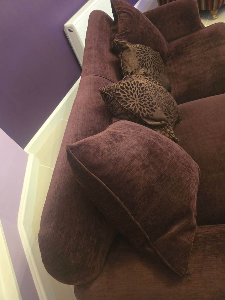 4 seater suite and snuggle chair