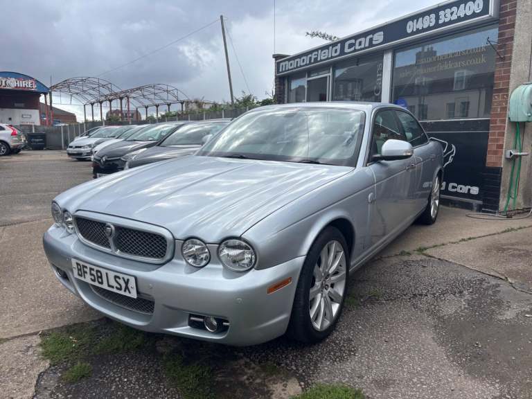 JAGUAR XJ 2.7 TD Executive Silver Auto Diesel 2008