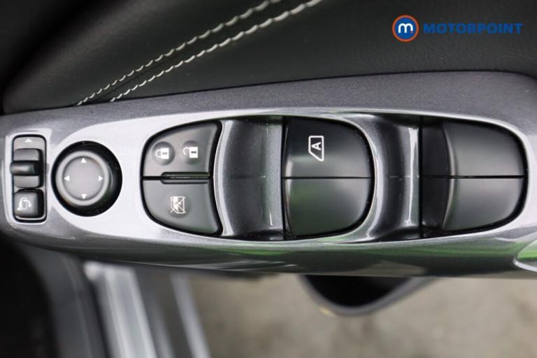 2023 Nissan Juke 1.6 Hybrid N-Connecta 5dr Auto SUV Hybrid Automatic