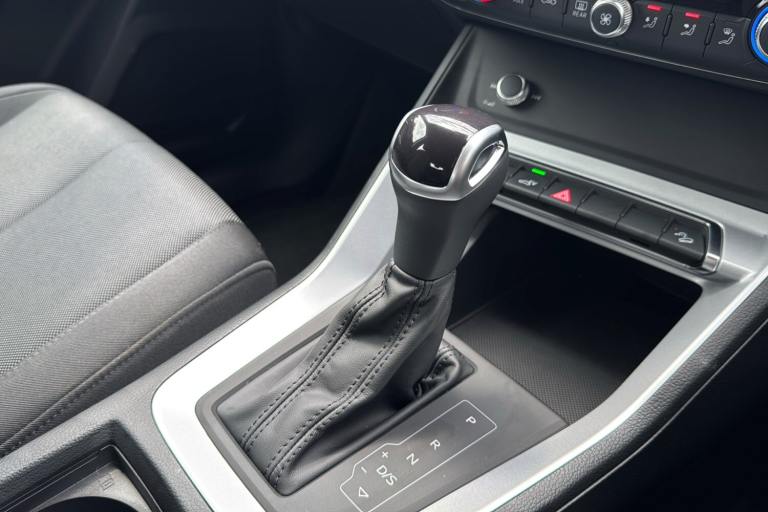  Audi Q3 TFSI e 1.4 Tfsie 45 Technik Suv 5dr Petrol Plug In Hybrid S Tronic