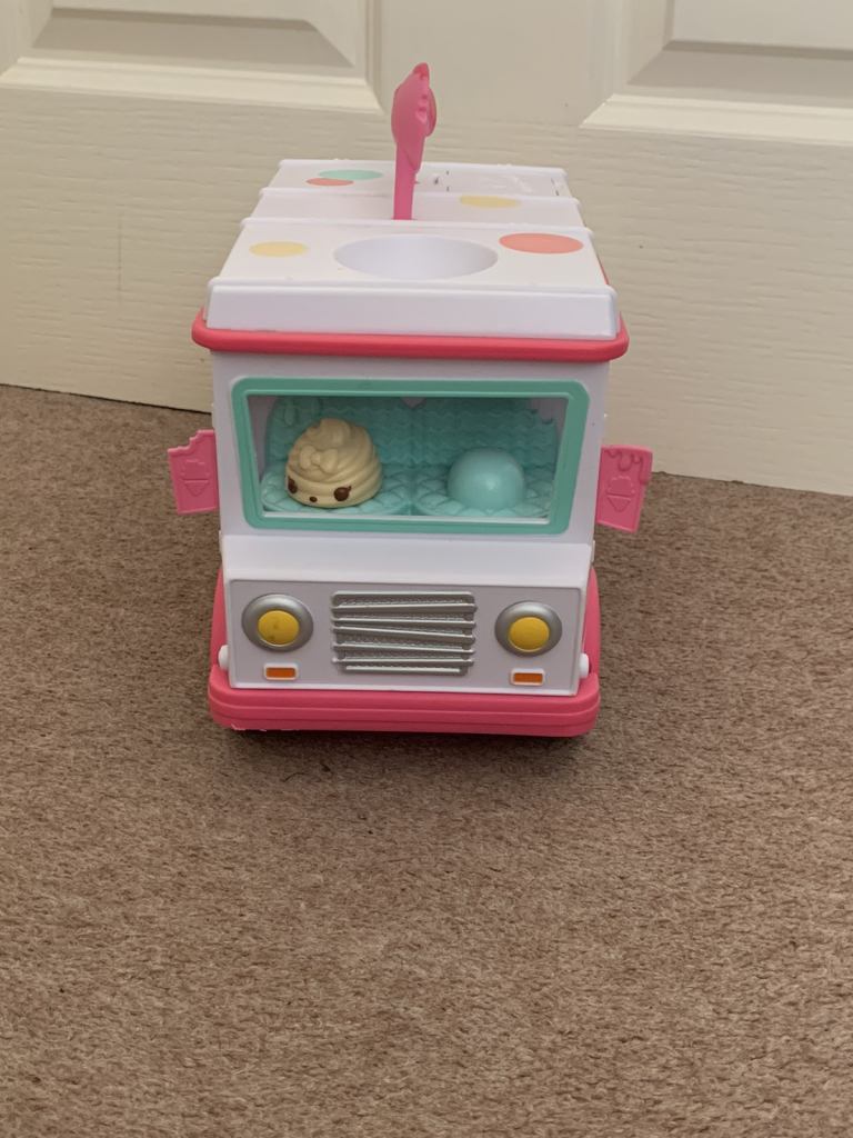 image for Num Noms lip gloss truck