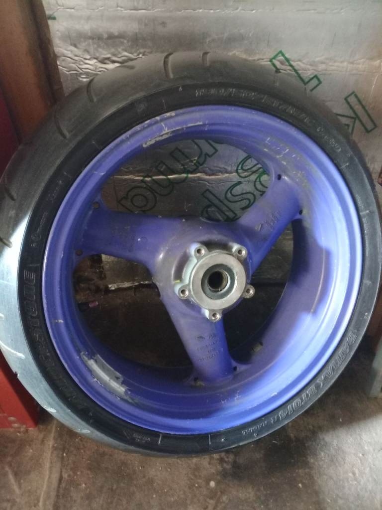 Zx7r rear wheel 
