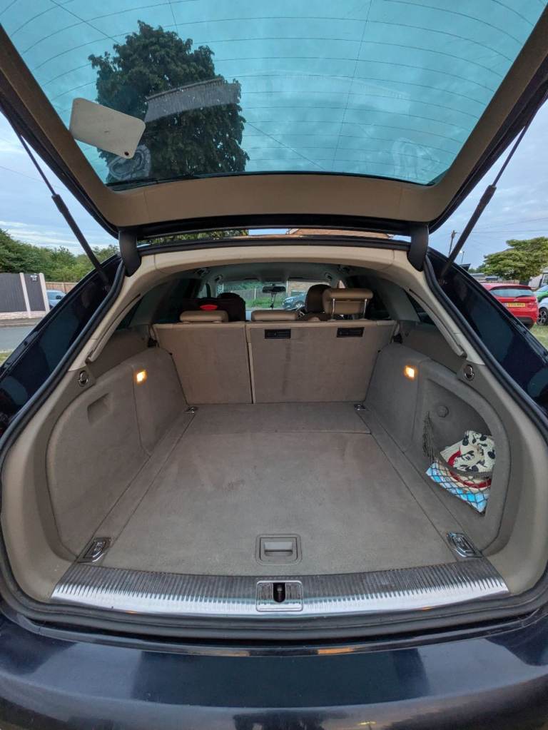 Audi, A4, Estate, 2010, Semi-Auto, 1968 (cc), 5 doors