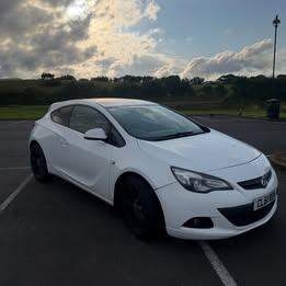 Vauxhall, ASTRA GTC, Hatchback, 2014, Manual, 1956 (cc), 3 doors