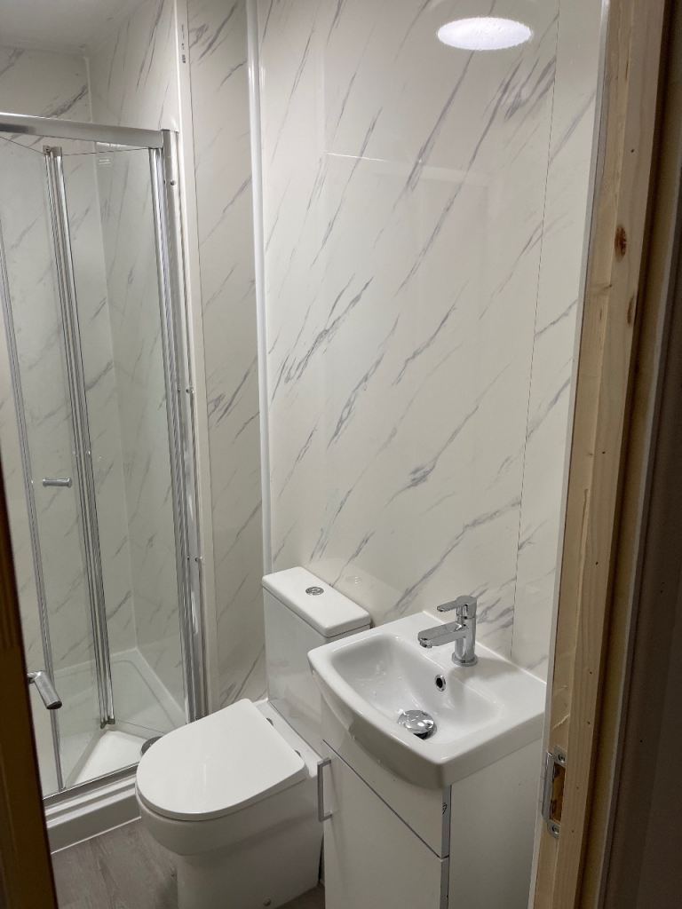 Two large double rooms (one en-suite) to rent in Fishermead, Milton Keynes MK6 2EF