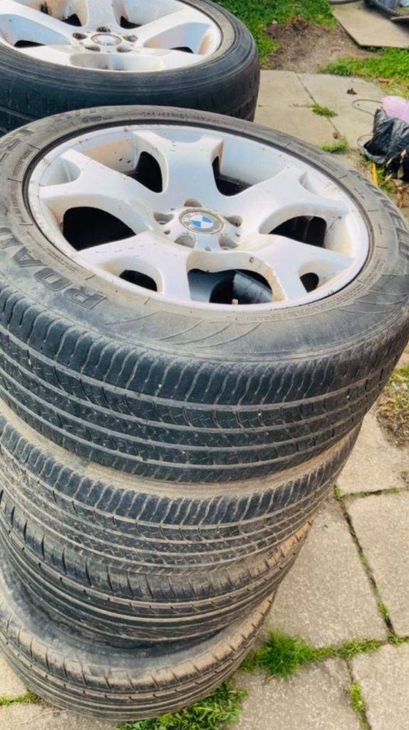 BMW X5 Tiger Claw Alloy Wheels. 