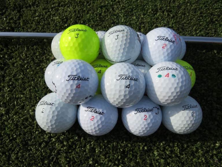 25 TITLEIST GOLF BALLS