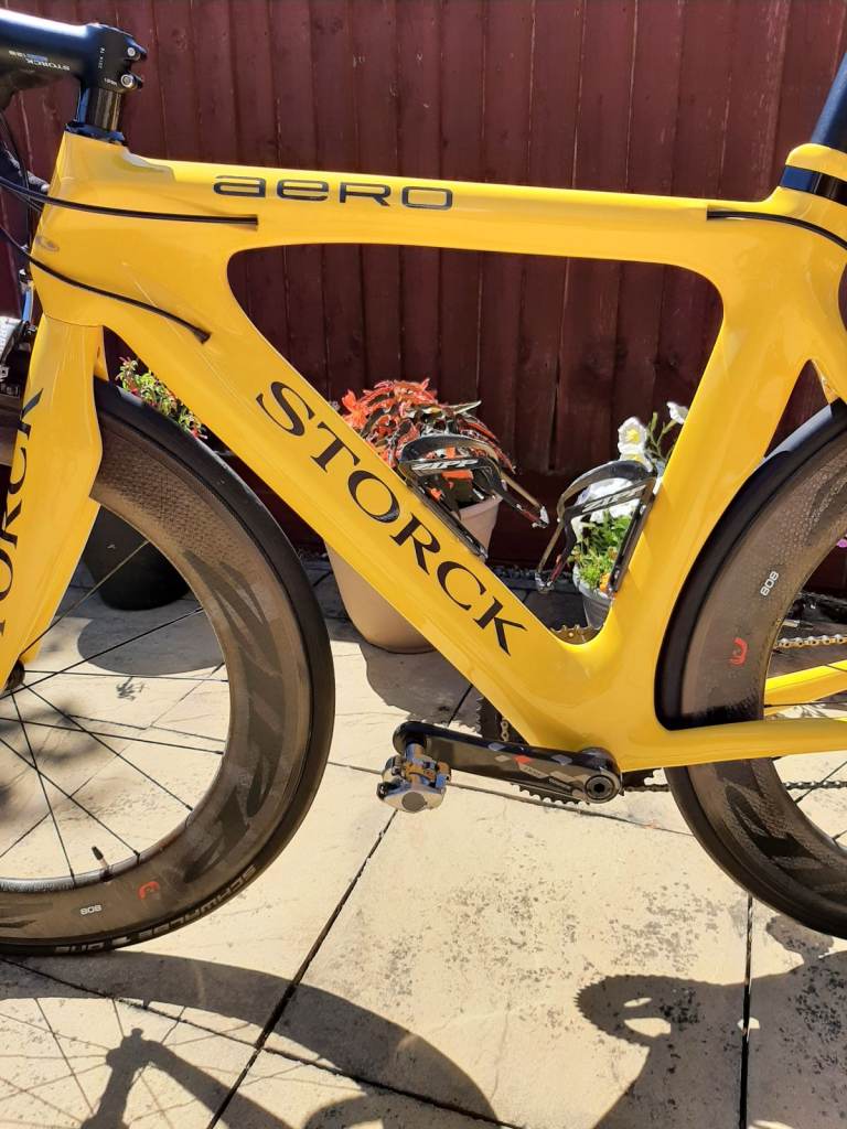 Storck Aero Road bike, custom sprayed with ZIPP 800 rims, see full description.