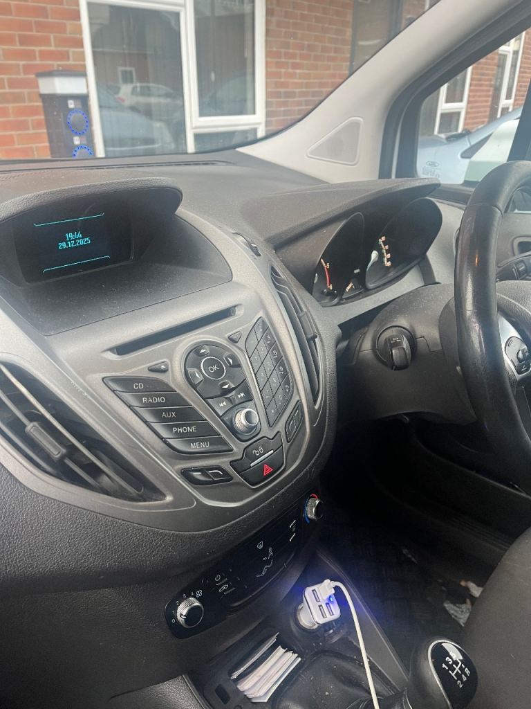 Ford, TRANSIT COURIER, Panel Van, 2017, Manual, 1498 (cc)