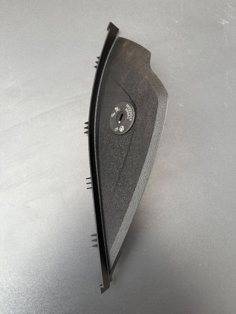 BMW 435i 4 SERIES DASH END CAP COVER TRIM PASSENGER OEM