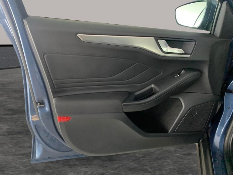 2022 Ford Focus 1.0 EcoBoost Hybrid mHEV 155 Titanium 5dr ESTATE PETROL Manual