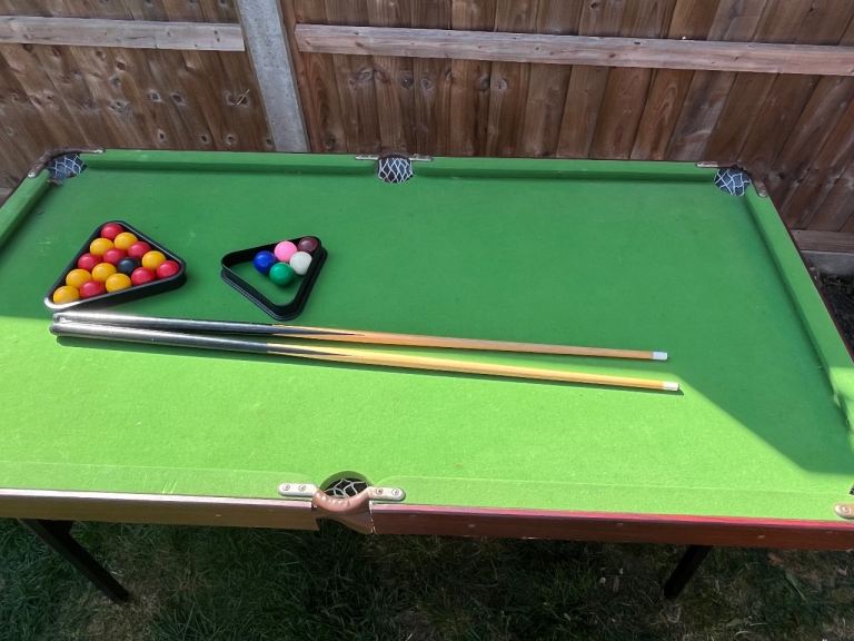 Small Omega Snooker Table 1.4m x 74cm