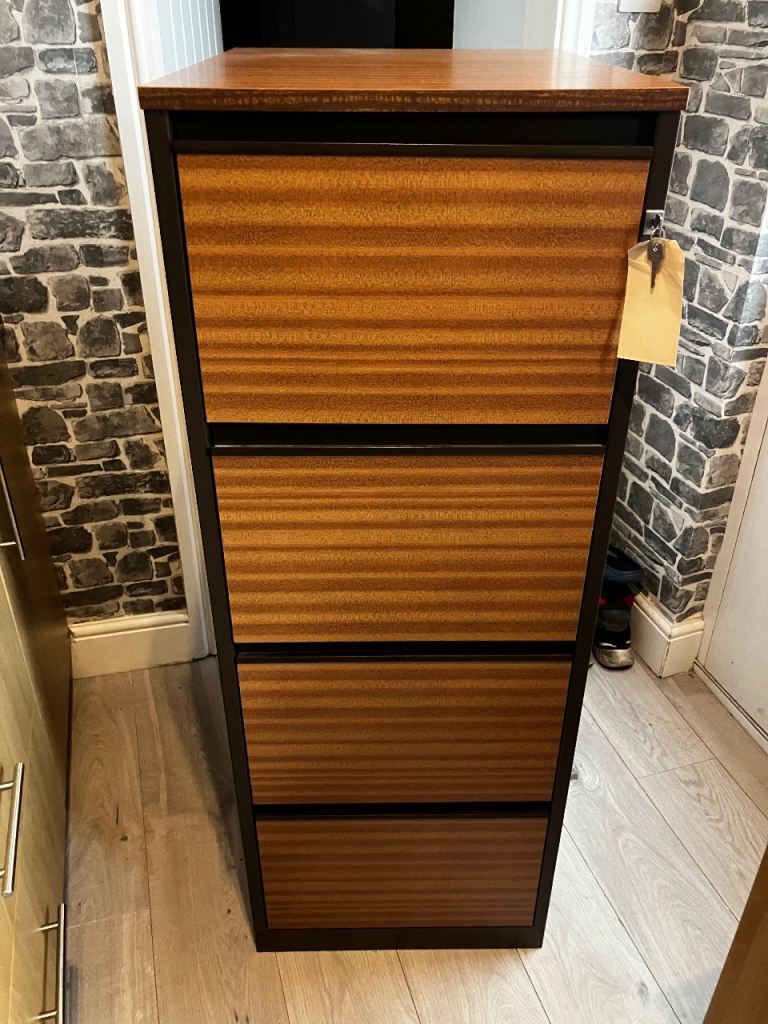 Filing cabinet tall boy very hevey with two keys can deliver