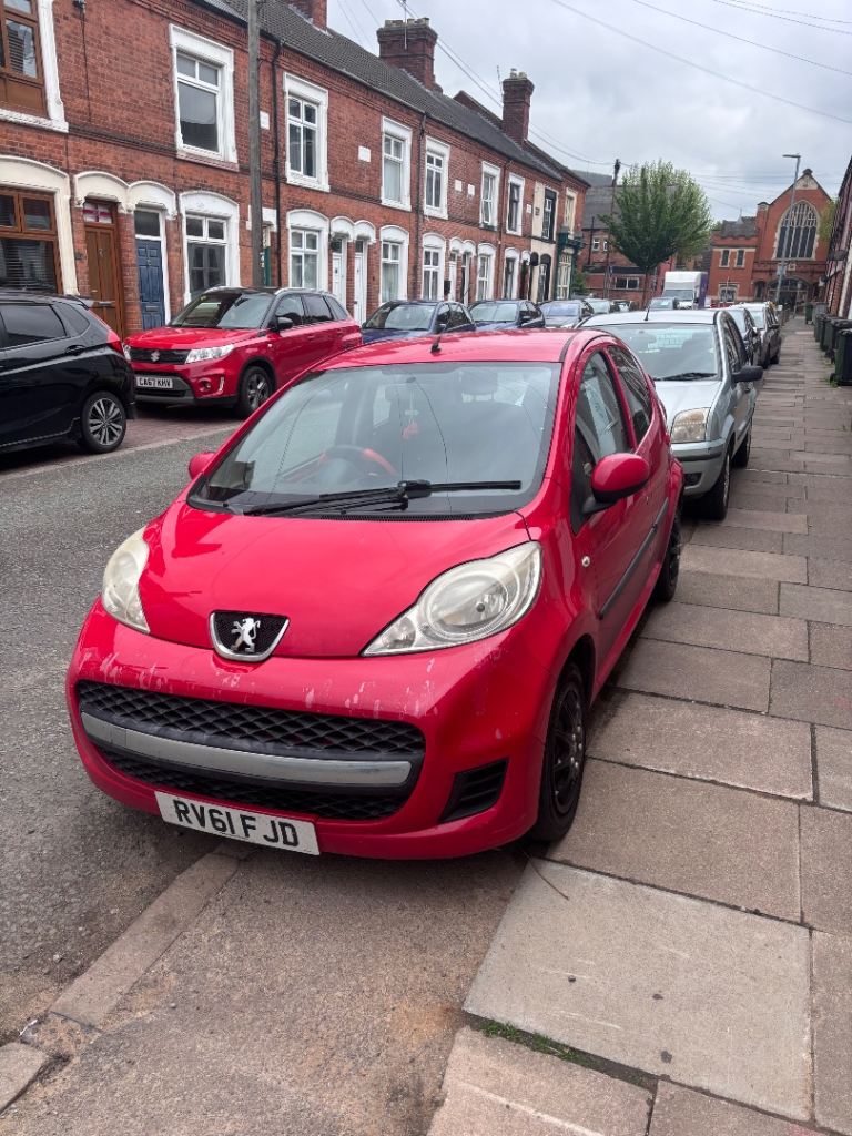 Peugeot, 107, Hatchback, 2011, Manual, 998 (cc), 5 doors