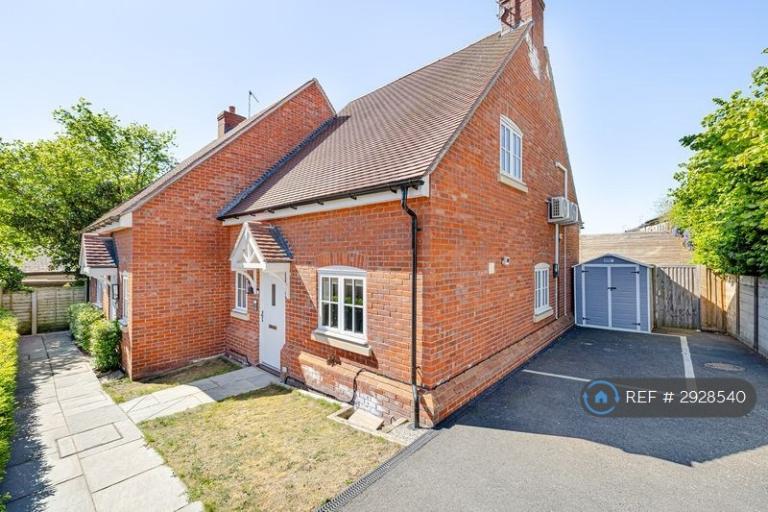 2 bedroom house in Kings Arms Cottages, Stansted, CM24 (2 bed) (#2928540)