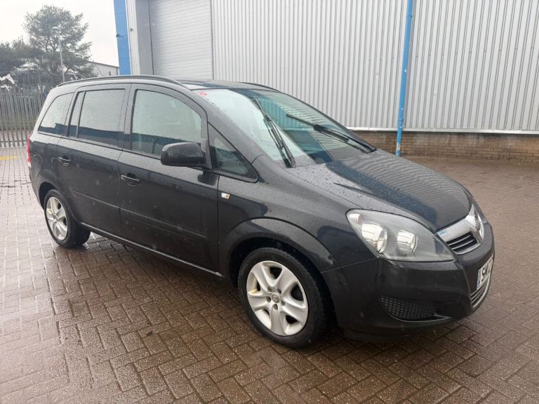2012 Vauxhall Zafira 1.6 exclusive * 7 seats *   Mot 2026   Full service history 