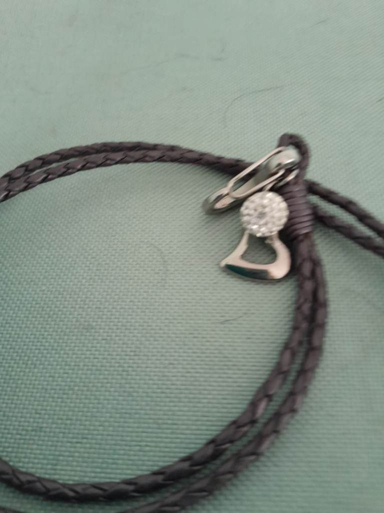 Swarowski purple leather bracelet