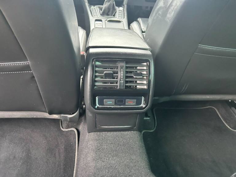 2020 20 VOLKSWAGEN PASSAT 2.0 TDI EVO R-LINE ESTATE 5DR DIESEL MANUAL EURO 6 (S/