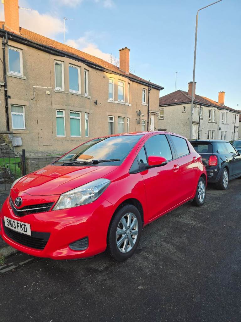 Toyota, YARIS, Hatchback, 2013, Manual, 1329 (cc), 5 doors