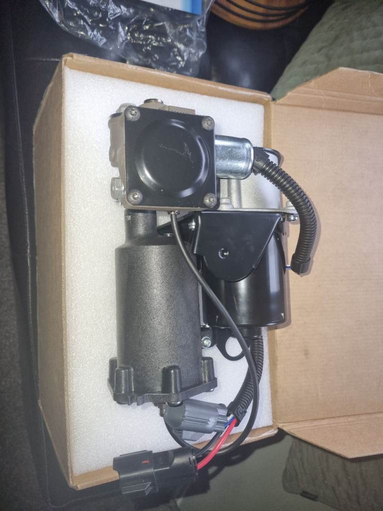 Hitachi Air Suspension Compressor Pump For Range Rover Sport L320 Discovery 3 4