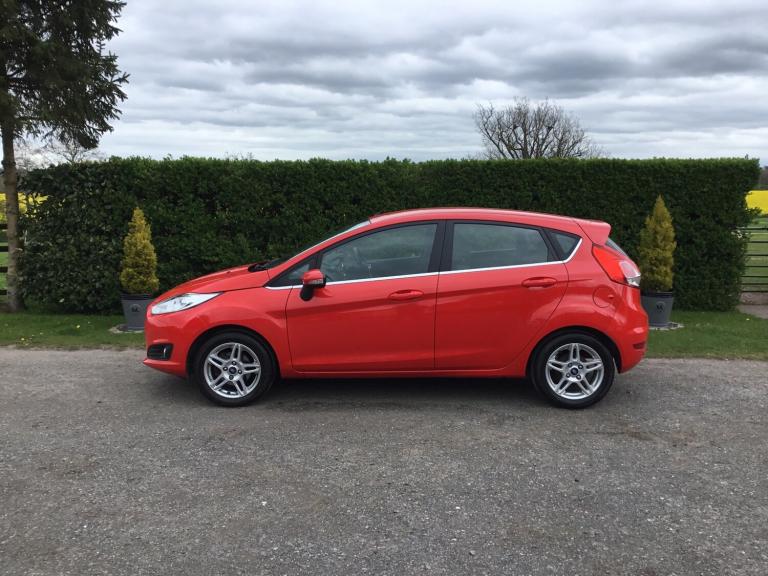 2014 Ford Fiesta 1.0 EcoBoost Zetec 5dr HATCHBACK Petrol Manual