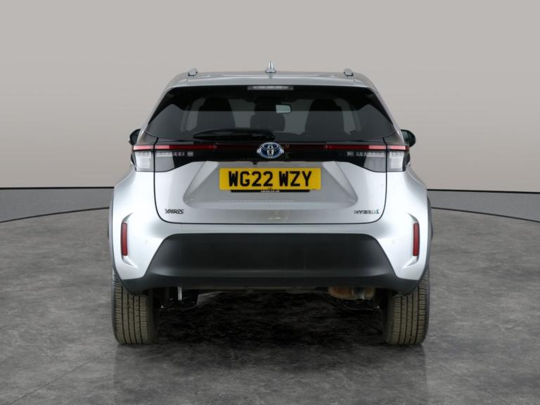 2022 Toyota Yaris Cross 1.5 VVT-h Excel SUV 5dr Petrol Hybrid E-CVT Euro 6 (s/s) (116 ps) - LANE ...