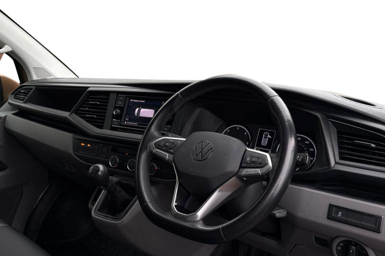 2022 Volkswagen Transporter 2.0 TDI 150 Highline Van Van DIESEL Manual