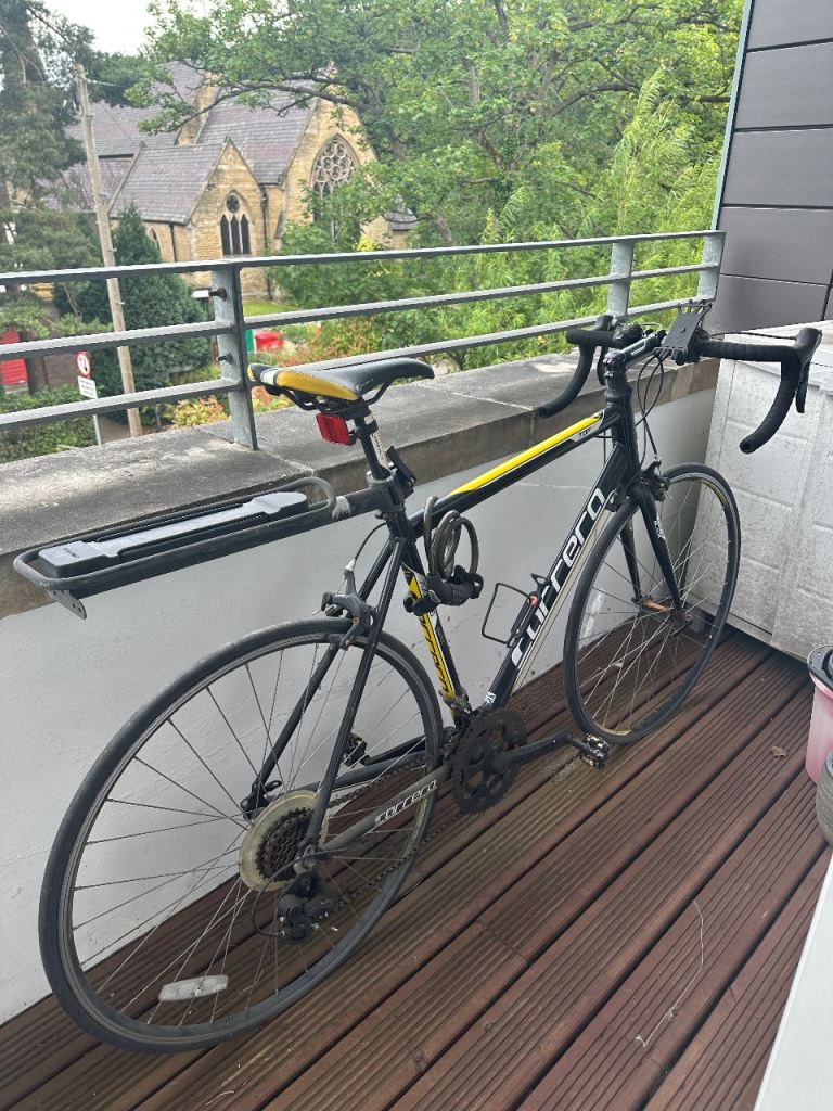 Carrera Road Bike – Black and Yellow, used Condition