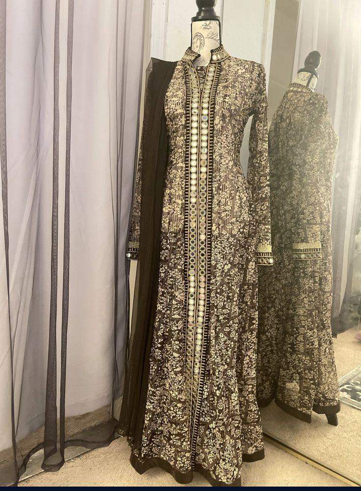 Indian Asian Suit / Elegant Dress
