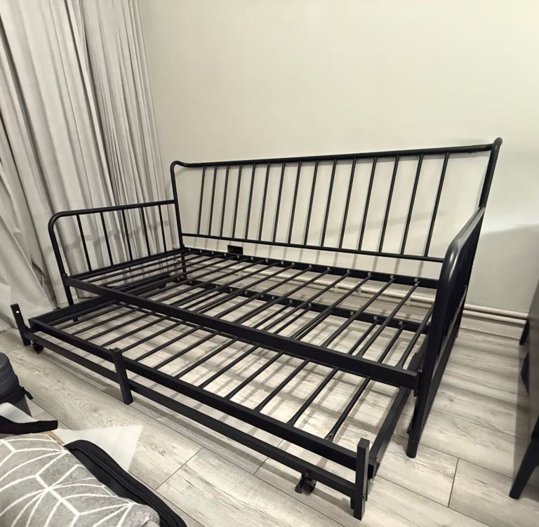 Habitat Kanson Metal Day Bed with Pull-out Trundle – Black Sofa Bed Frame
