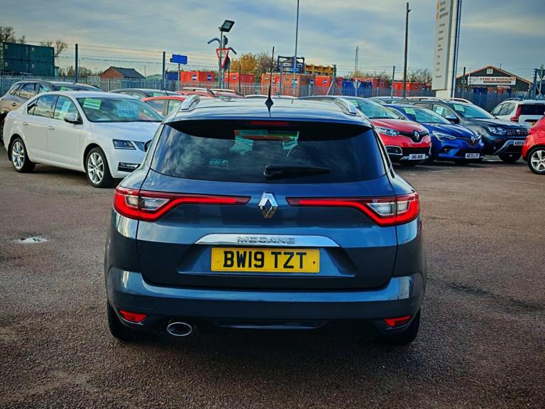 2019 Renault Megane 1.5 Blue dCi 115 Iconic 5dr ESTATE DIESEL Manual